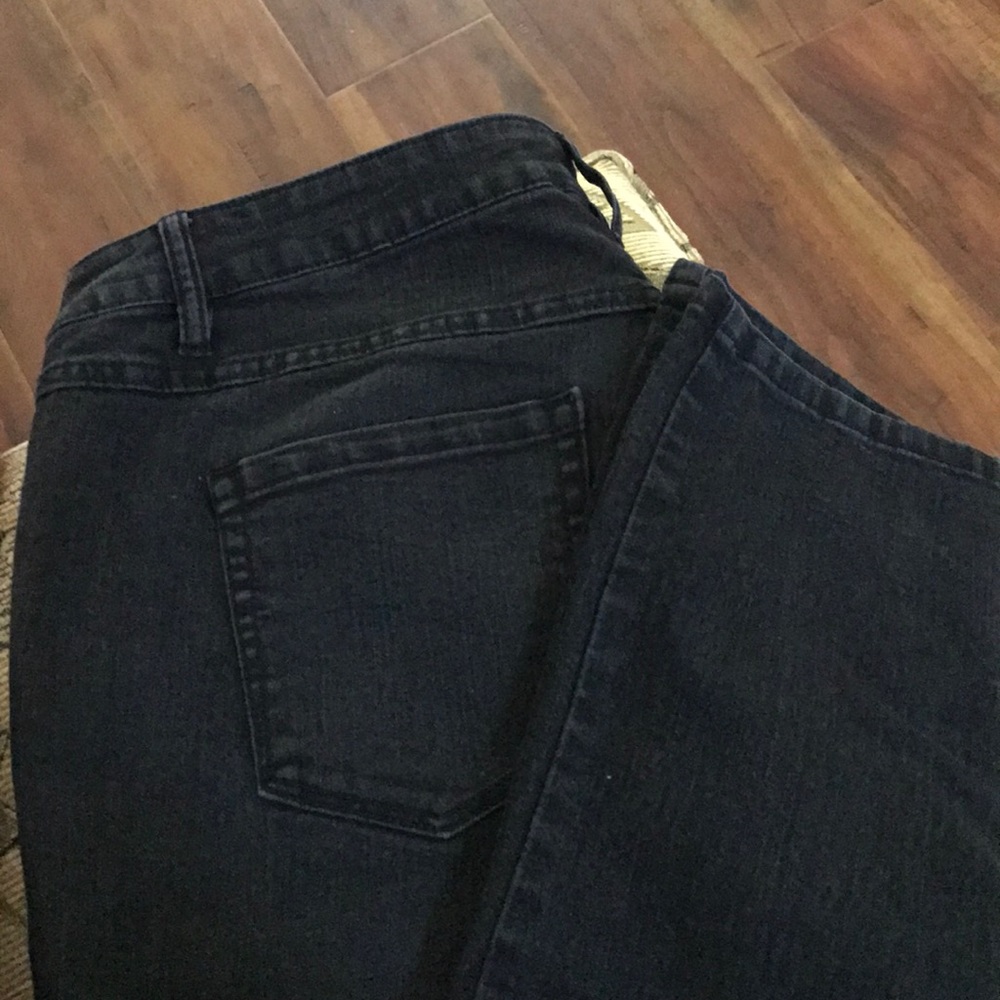 Jeans Plus Sz 16W black stretch distress look new
